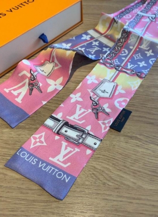 Louis Vuitton scarf