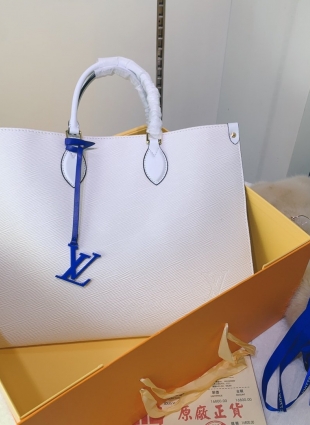Louis Vuitton bag