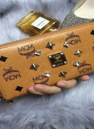 MCM Wallet