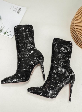 Aquazzura boots black