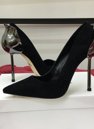 Lesilla black shoes