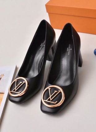 Louis Vuitton black shoes