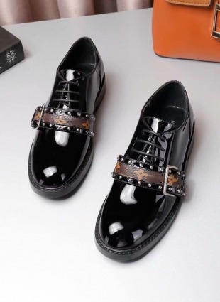 Louis Vuitton black shoes