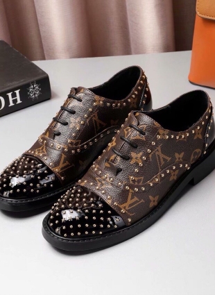 Louis Vuitton print colors shoes