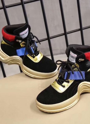 Louis Vuitton black sneakers