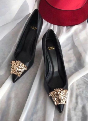 Versace black shoes small heel