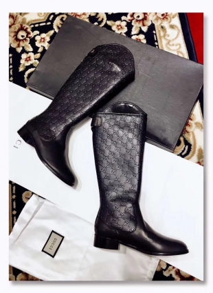 Gucci boots black