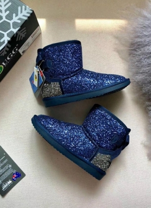 UGG dark blue