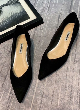 Miu Miu shoes black