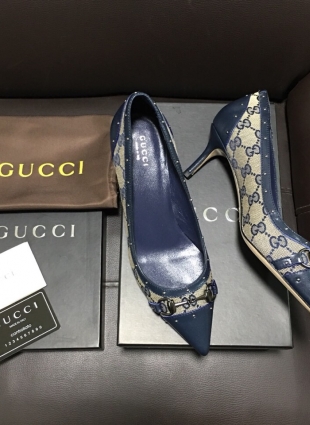 Gucci shoes dark blue