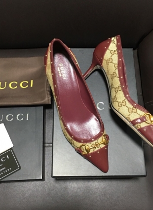 Gucci shoes burgundy