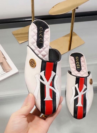 Gucci shoes white
