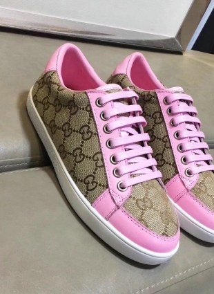 Gucci sneakers pink