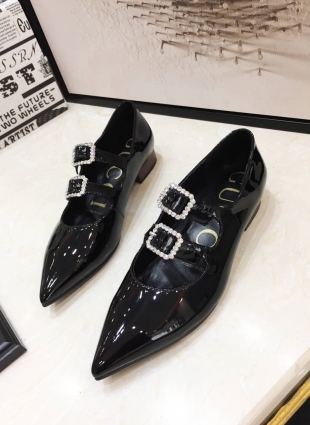 Gucci shoes black patent leather