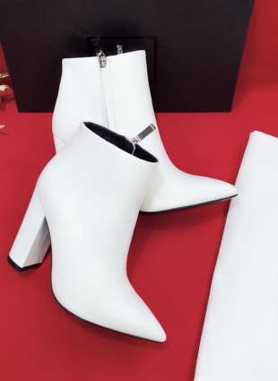 Yves Saint Laurent boots white