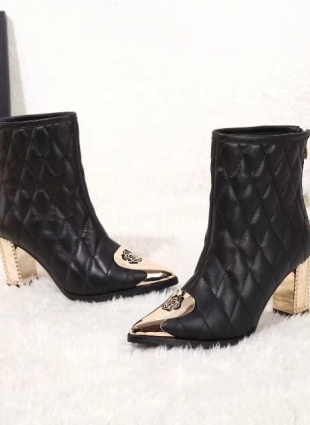 Chanel boots black