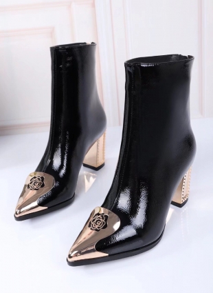 Chanel boots black