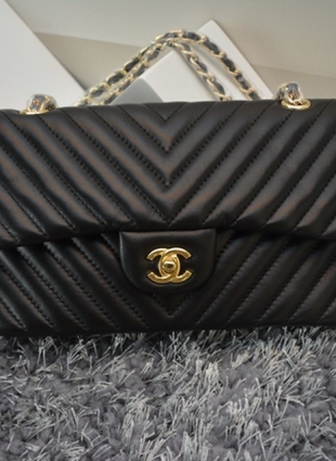 Chanel double flap bag gold chain