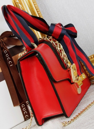 Gucci red Sylvie, small shoulder bag