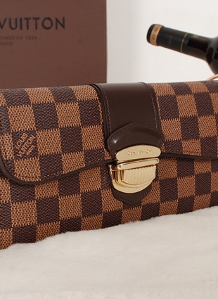 LOUIS VUITTON WALLET