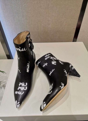 Miu Miu boots black