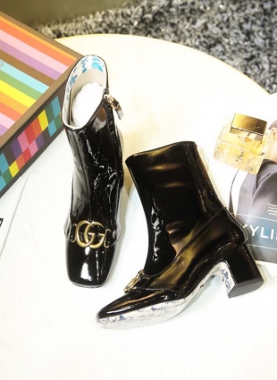 Gucci boots black