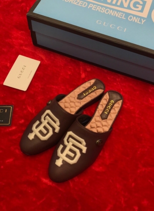Gucci shoes brown