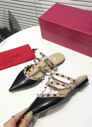 Valentino shoes black