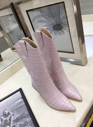 Fendi boots pink