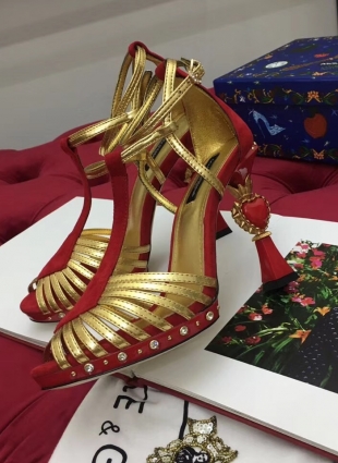 Dolce & Gabbana shoes red and gold