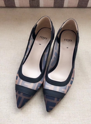 Fendi shoes with print