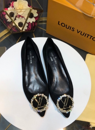 Louis Vuitton shoes black