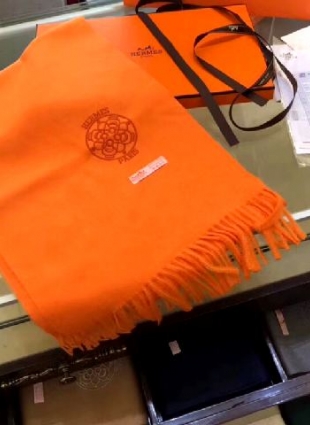 Hermes scarf orange