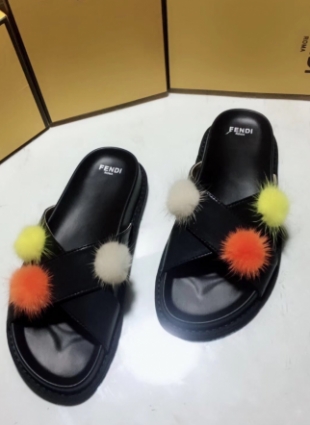 Fendi step-ins black