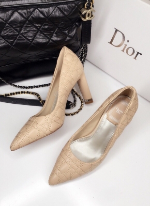 Christian Dior shoes beige