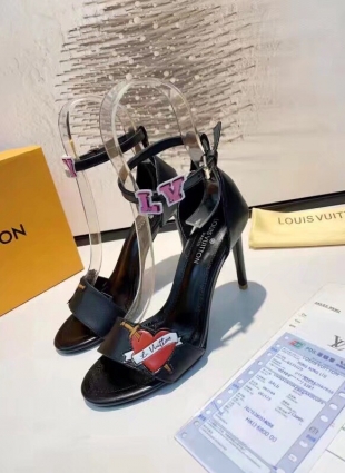 Louis Vuitton sandals black