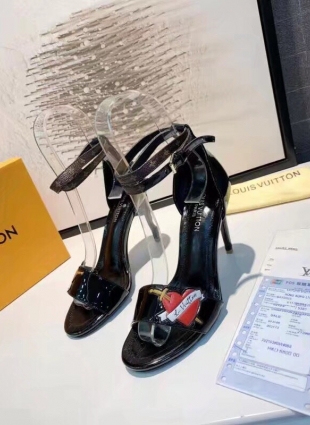 Louis Vuitton sandals black
