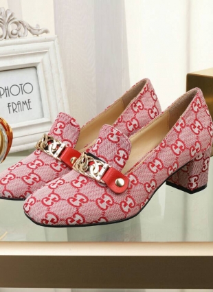 Gucci shoes red