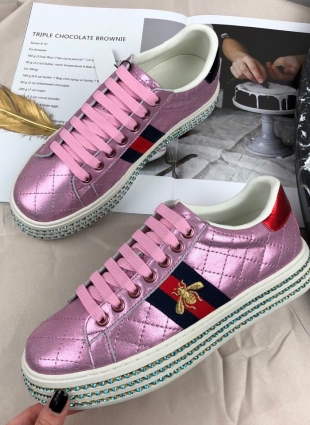 Gucci sneakers pink