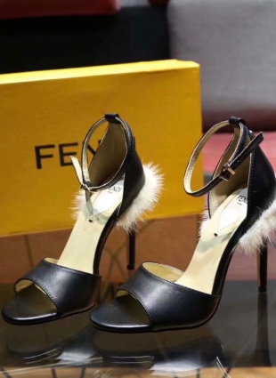 Fendi shoes black