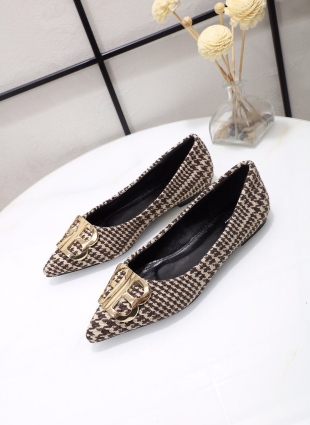 Balenciaga shoes black and white