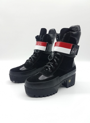 Louis Vuitton boots black