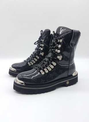 Louis Vuitton boots black
