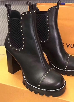 Louis Vuitton boots black