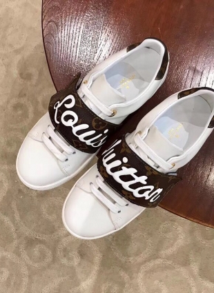 Louis Vuitton sneakers white and brown