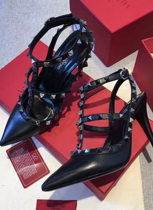 Valentino shoes black