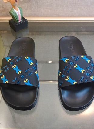 Fendi slippers black and dark blue