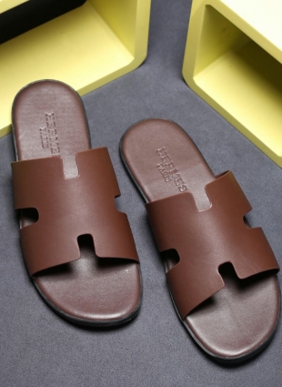 Hermès slippers brown