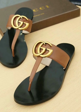 Gucci step-ins brown