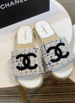 Chanel step-ins multicolored